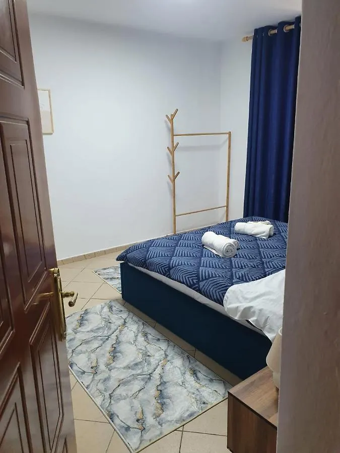 New# Bright Apartment-Tirana City Center 0*, Тирана